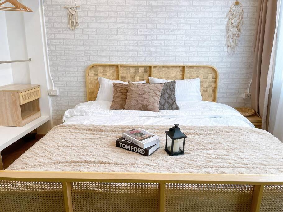 Entire Floor,decorated Cozy Home,near Grand Palace Leilighet