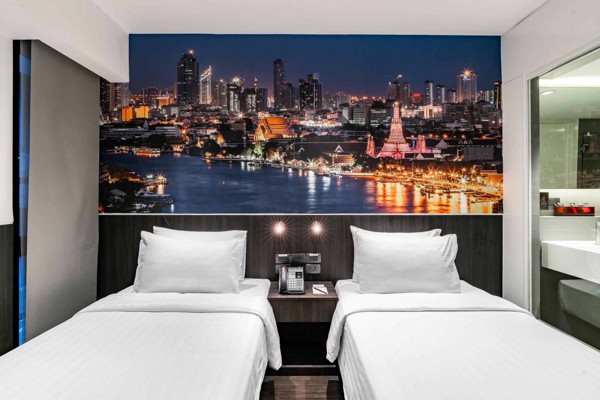 Galleria 12 Sukhumvit By Compass Hospitality Khách sạn