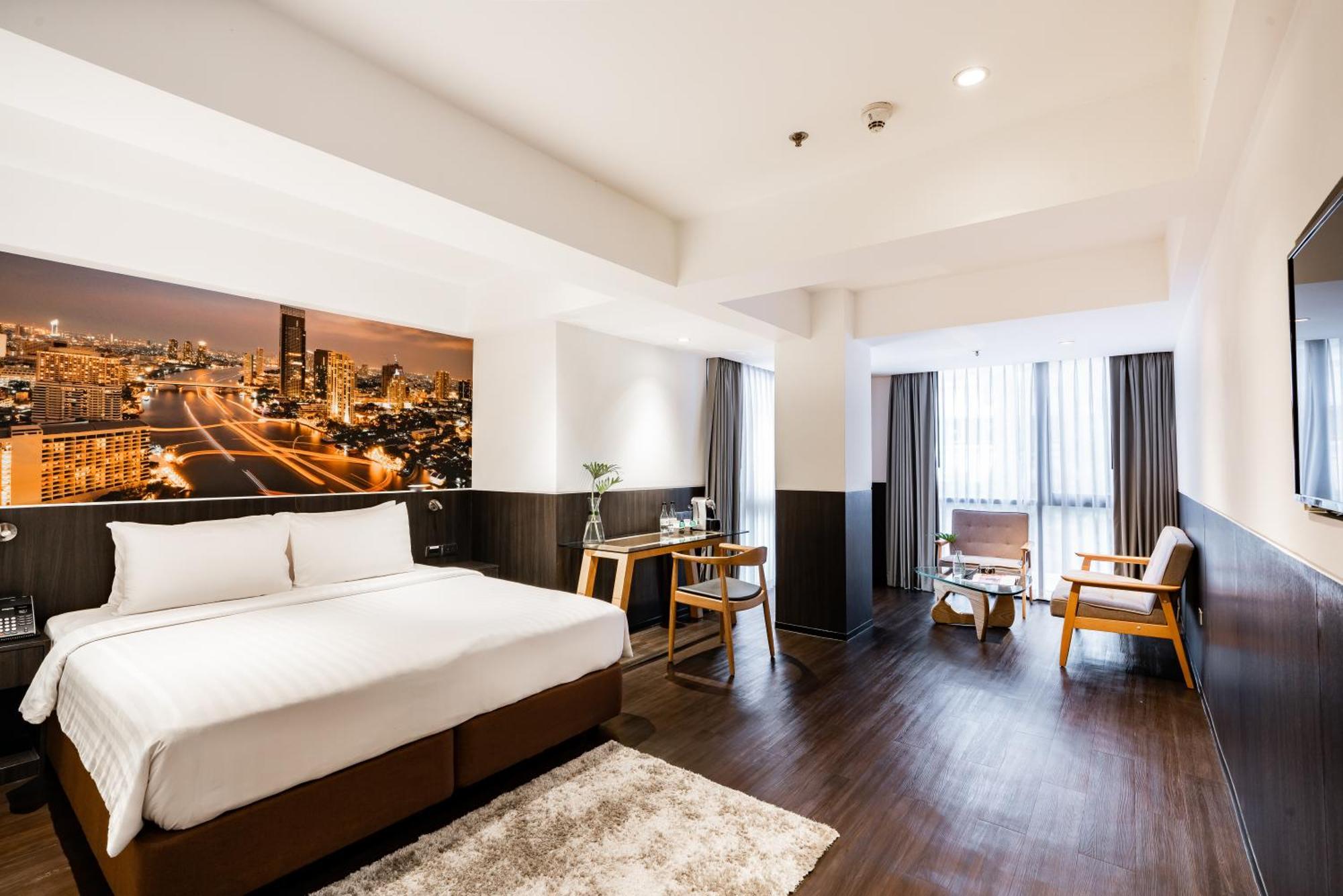 Galleria 12 Sukhumvit By Compass Hospitality Khách sạn Bangkok