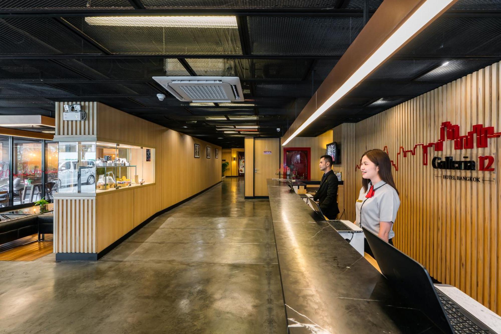 Galleria 12 Sukhumvit By Compass Hospitality Khách sạn