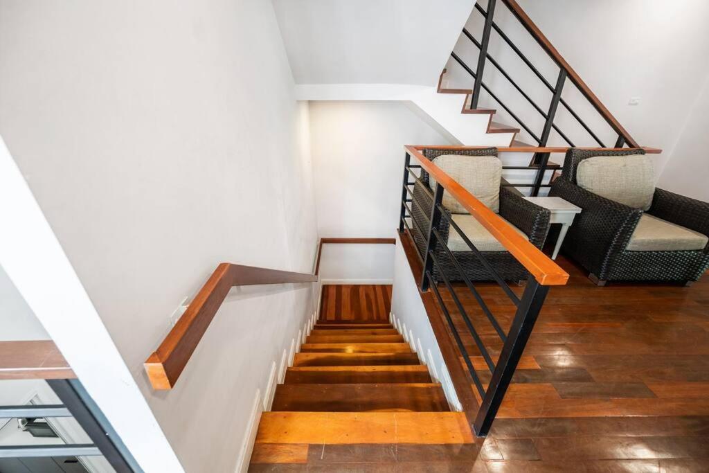 Miq_home901/asok Bts/resort Pool/12pax/1000mbwifi Villa
