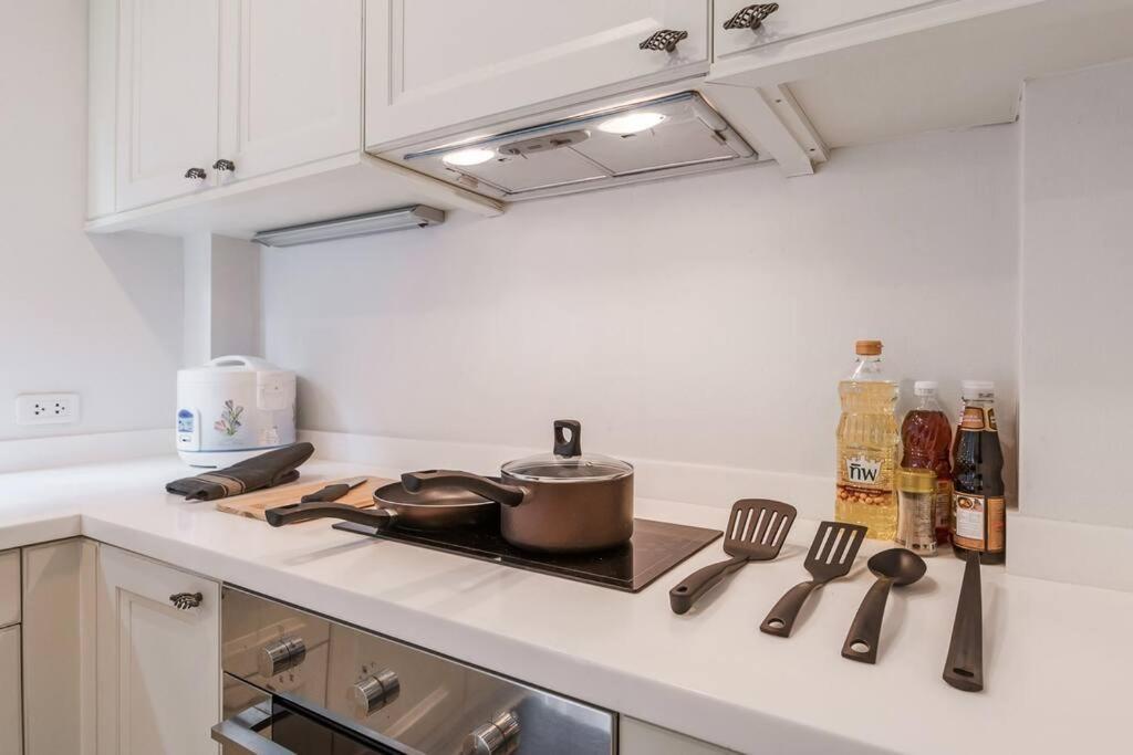 Villa Miq_home901/asok Bts/resort Pool/12pax/1000mbwifi *