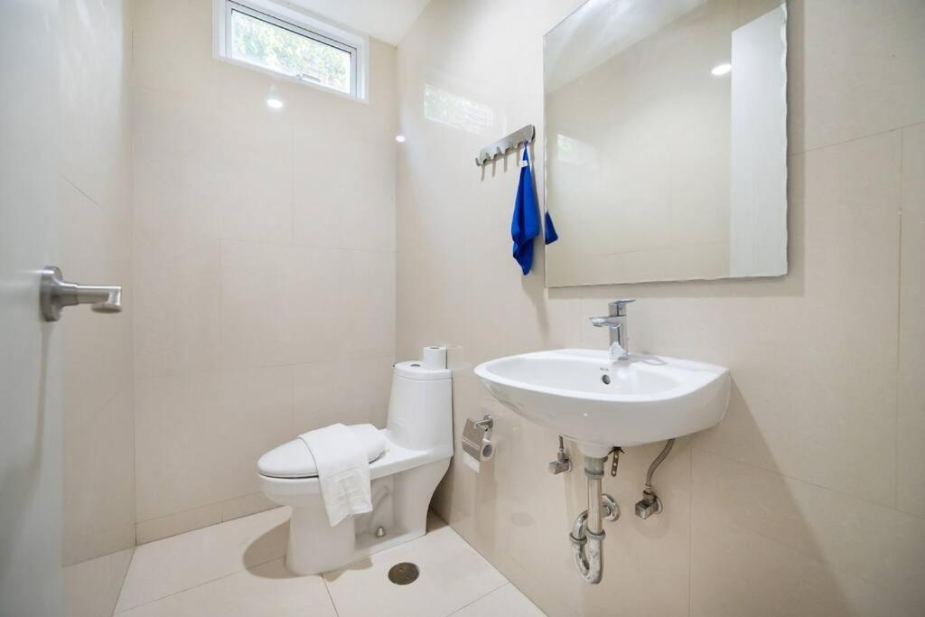 Miq_home901/asok Bts/resort Pool/12pax/1000mbwifi