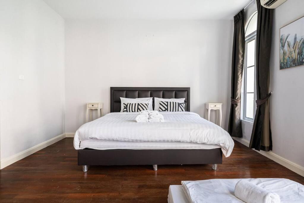 Miq_home901/asok Bts/resort Pool/12pax/1000mbwifi * Bangkok