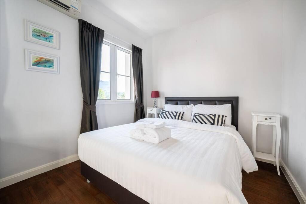 Miq_home901/asok Bts/resort Pool/12pax/1000mbwifi Villa Bangkok