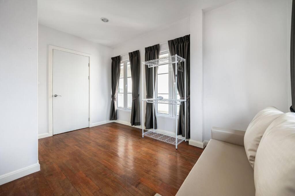 Miq_home901/asok Bts/resort Pool/12pax/1000mbwifi *