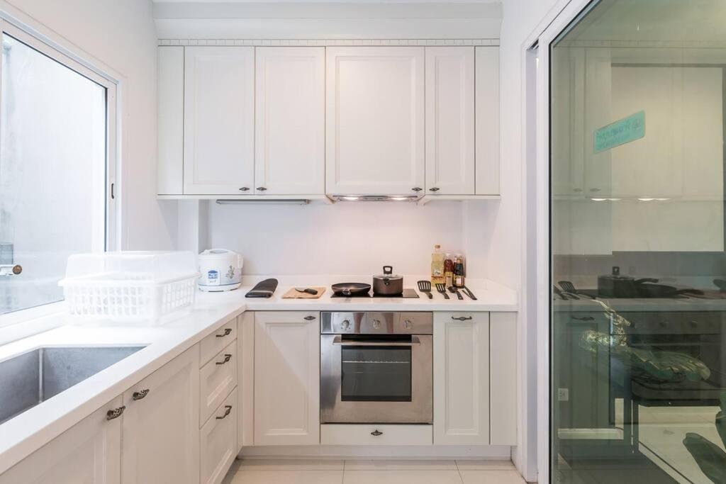 Villa Miq_home901/asok Bts/resort Pool/12pax/1000mbwifi