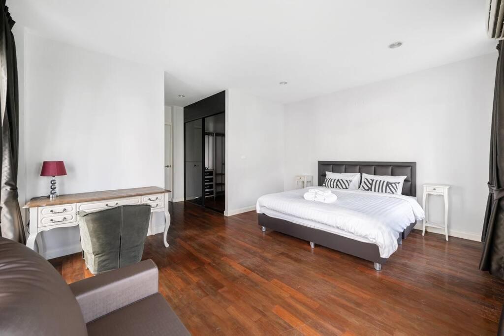 Miq_home901/asok Bts/resort Pool/12pax/1000mbwifi