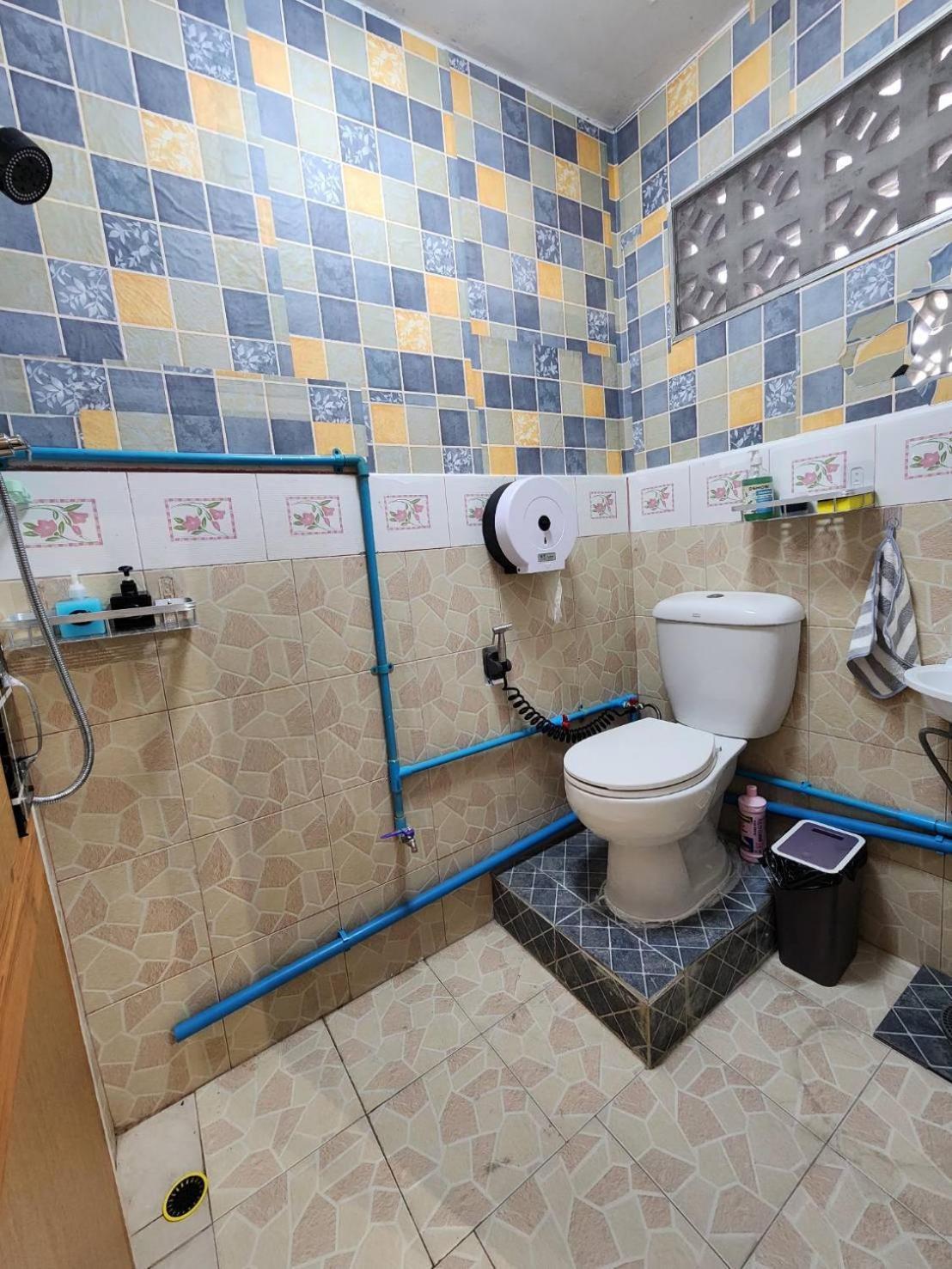 211 Olan Place Spacious With Free Wi-fi *