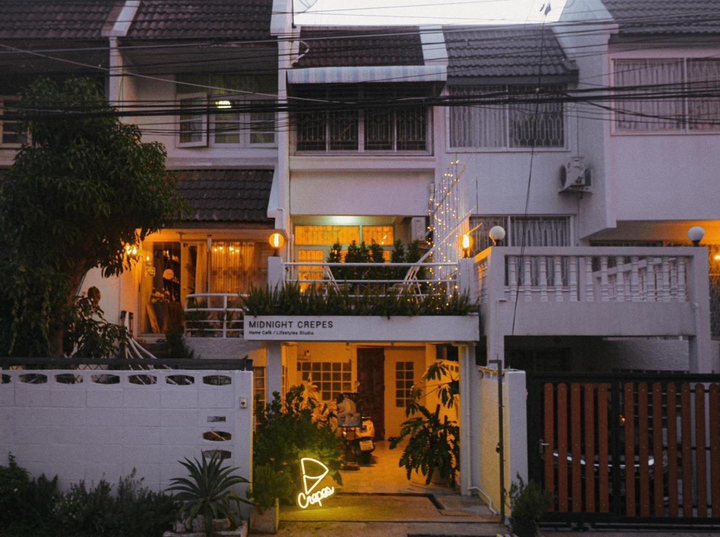 Homestay Midnight Crepes Homecafe/lifestyle *