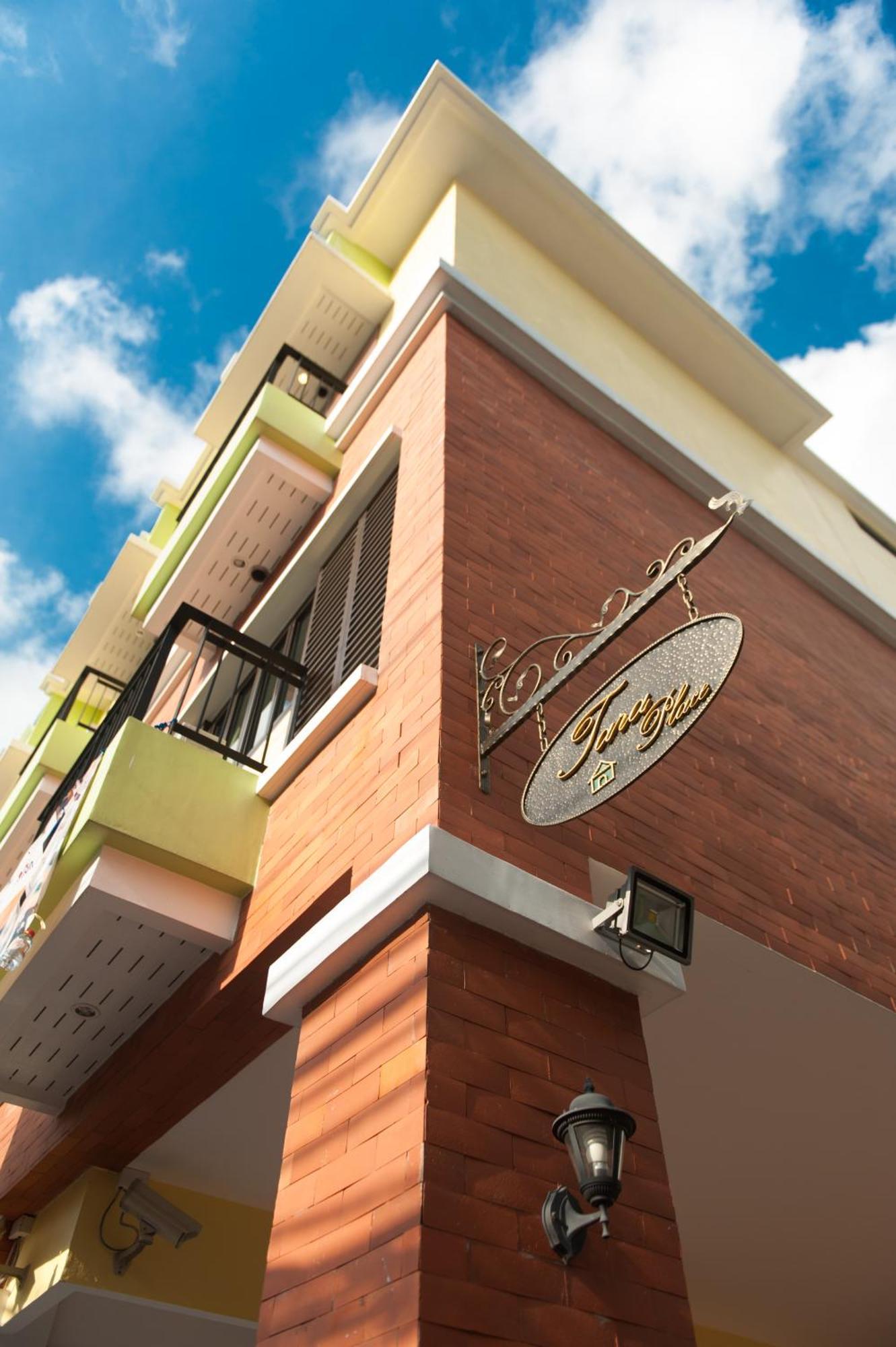 Hotell Tara Place 3*