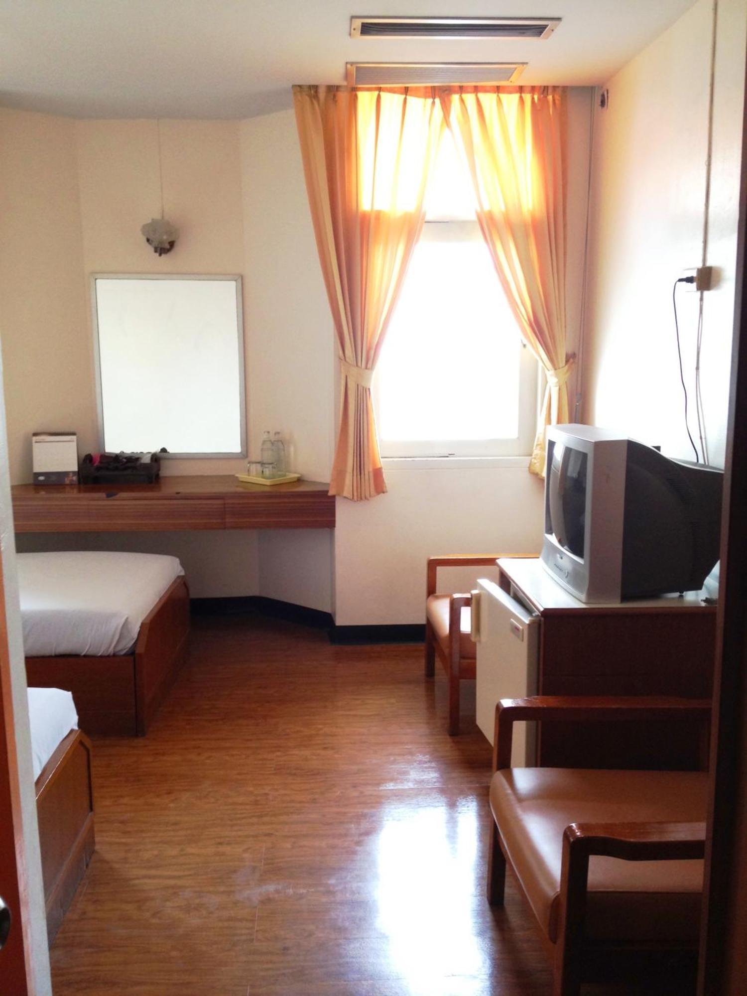 Rumah tetamu Muangphol Mansion
