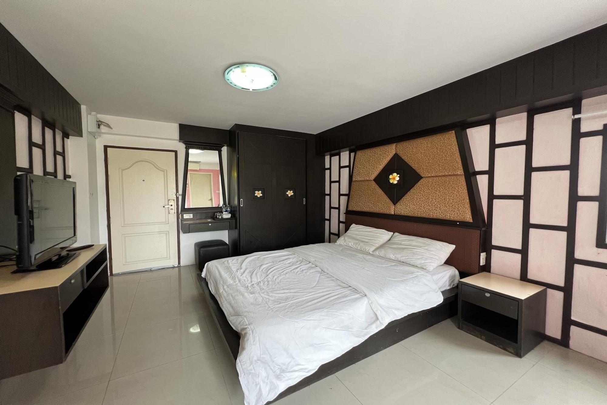 Apartemen Phongsathon Mansion Bangkok