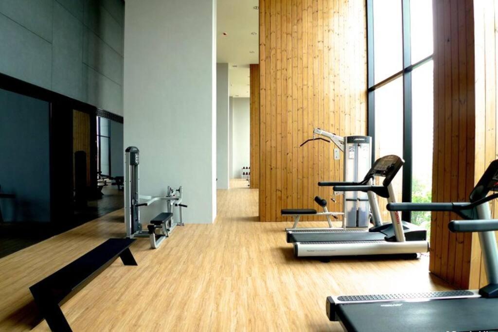 1 Bedroom Near Mrt & Bts Station. Apartment Bangkok