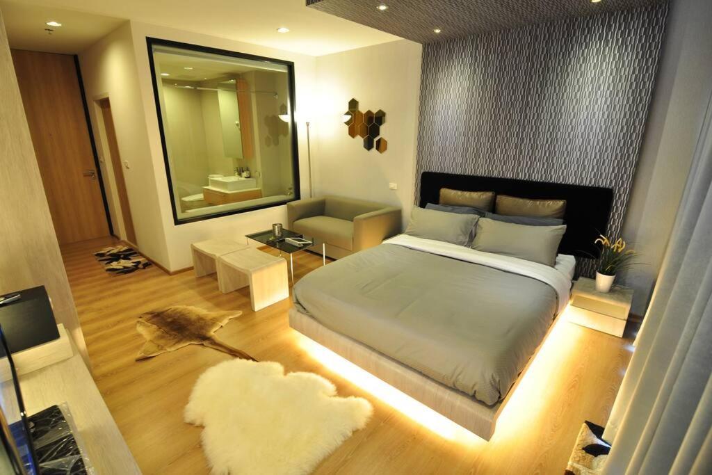 1 Bedroom Near Mrt & Bts Station. Apartment Bangkok
