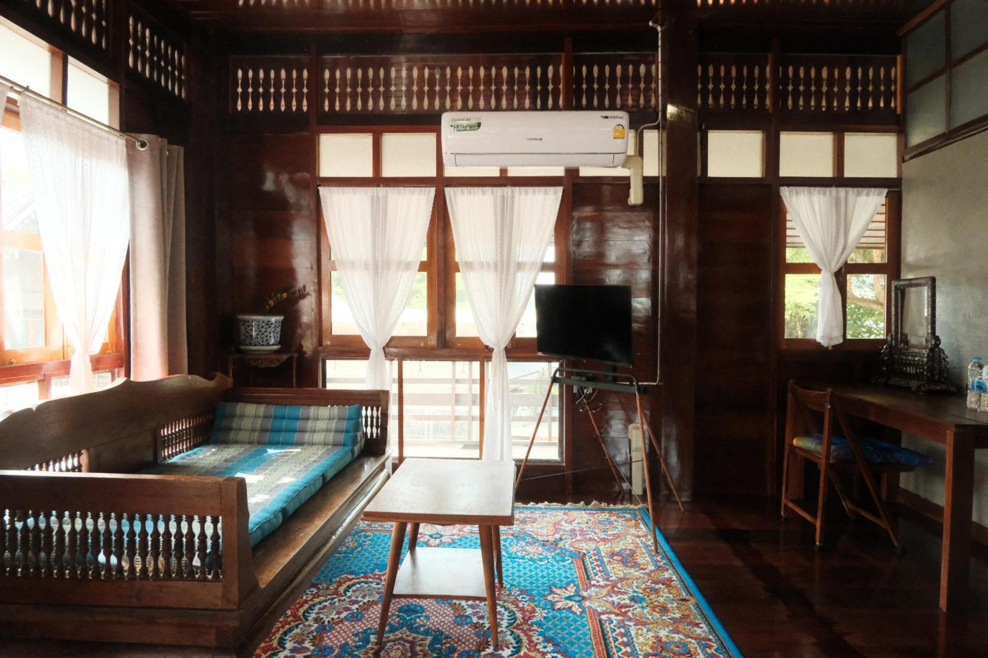 Bannai Bangkoknoi บ้านในบางกอกน้อย Habitación en casa particular *