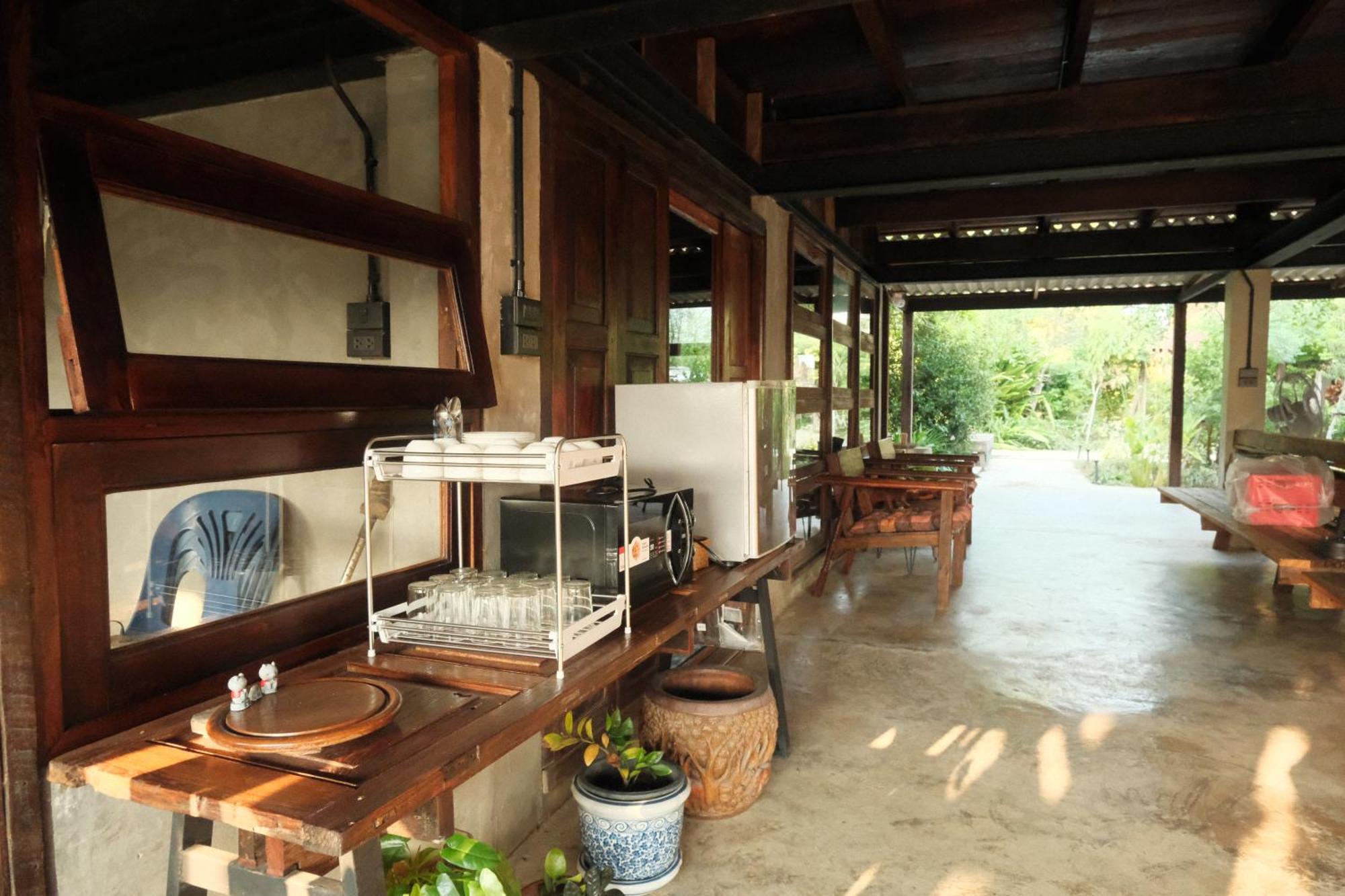 Bannai Bangkoknoi บ้านในบางกอกน้อย Habitación en casa particular Bangkok