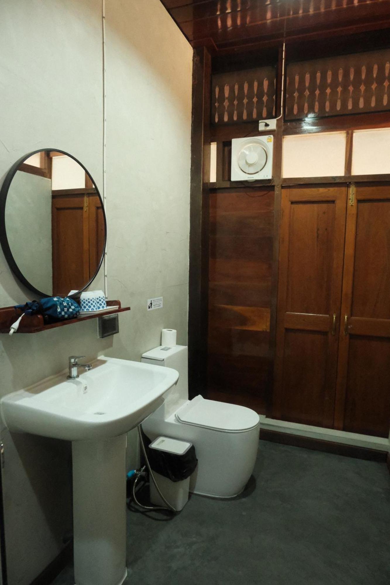 Bannai Bangkoknoi บ้านในบางกอกน้อย Habitación en casa particular