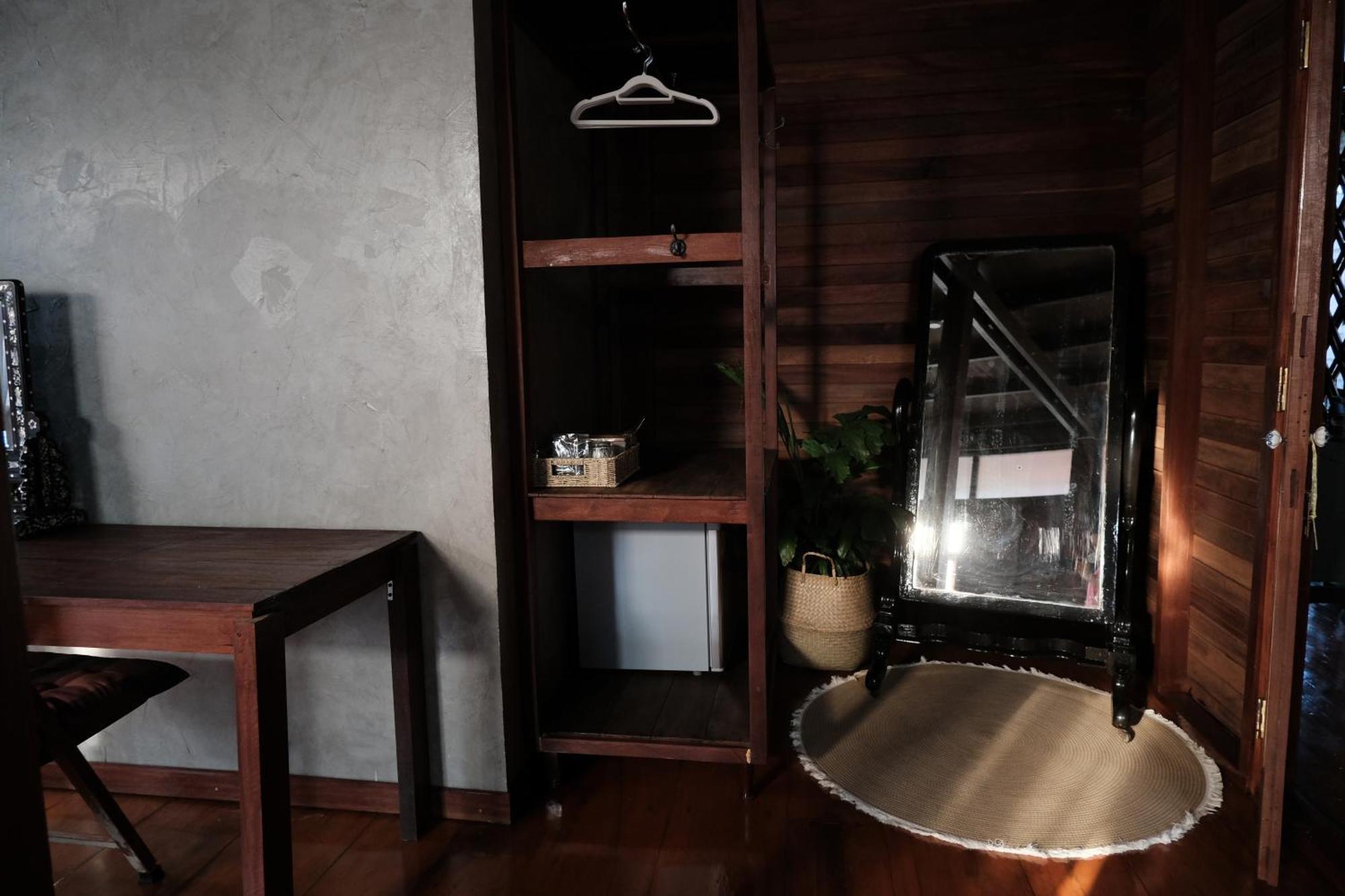 Bannai Bangkoknoi บ้านในบางกอกน้อย Habitación en casa particular *