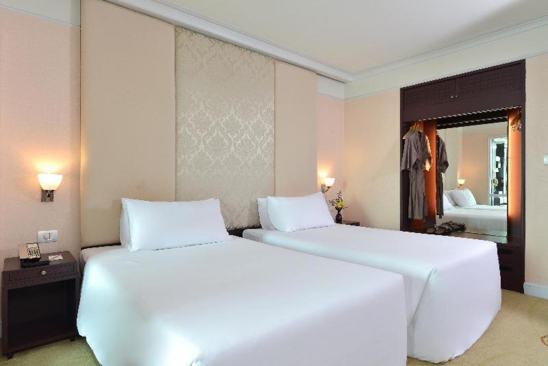 Miracle Grand Convenciones 4*