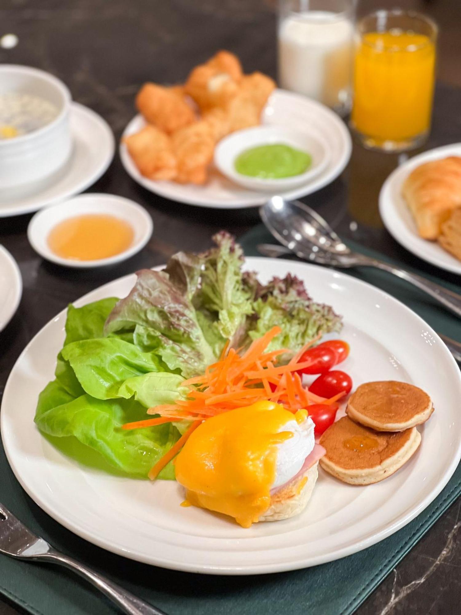 Miracle Grand Convenciones Hotel 4*