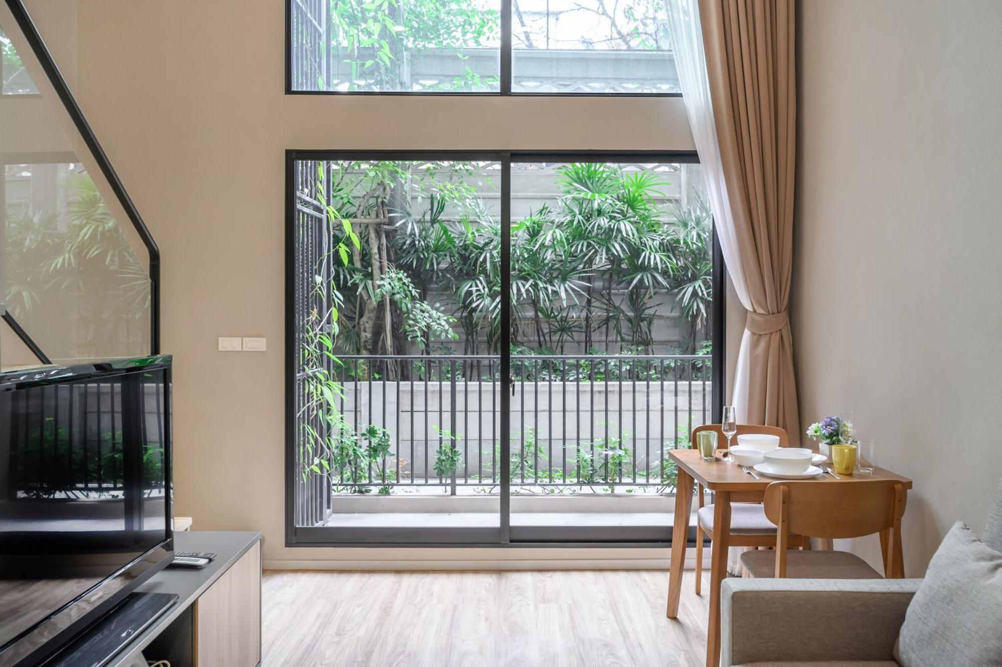 Blossom Sathorn By Plearn Pangsapuri