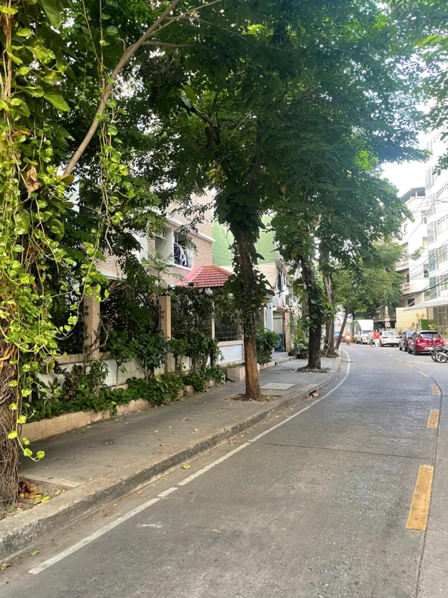 Apartment Viriyapon 1st Floor Bangkok