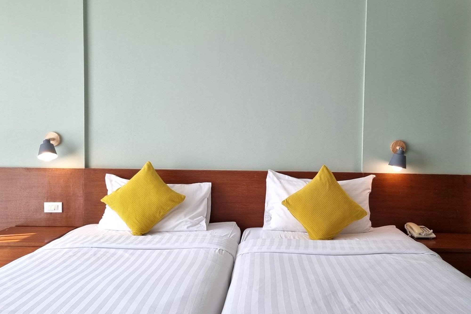 Lantana Khách sạn 3*