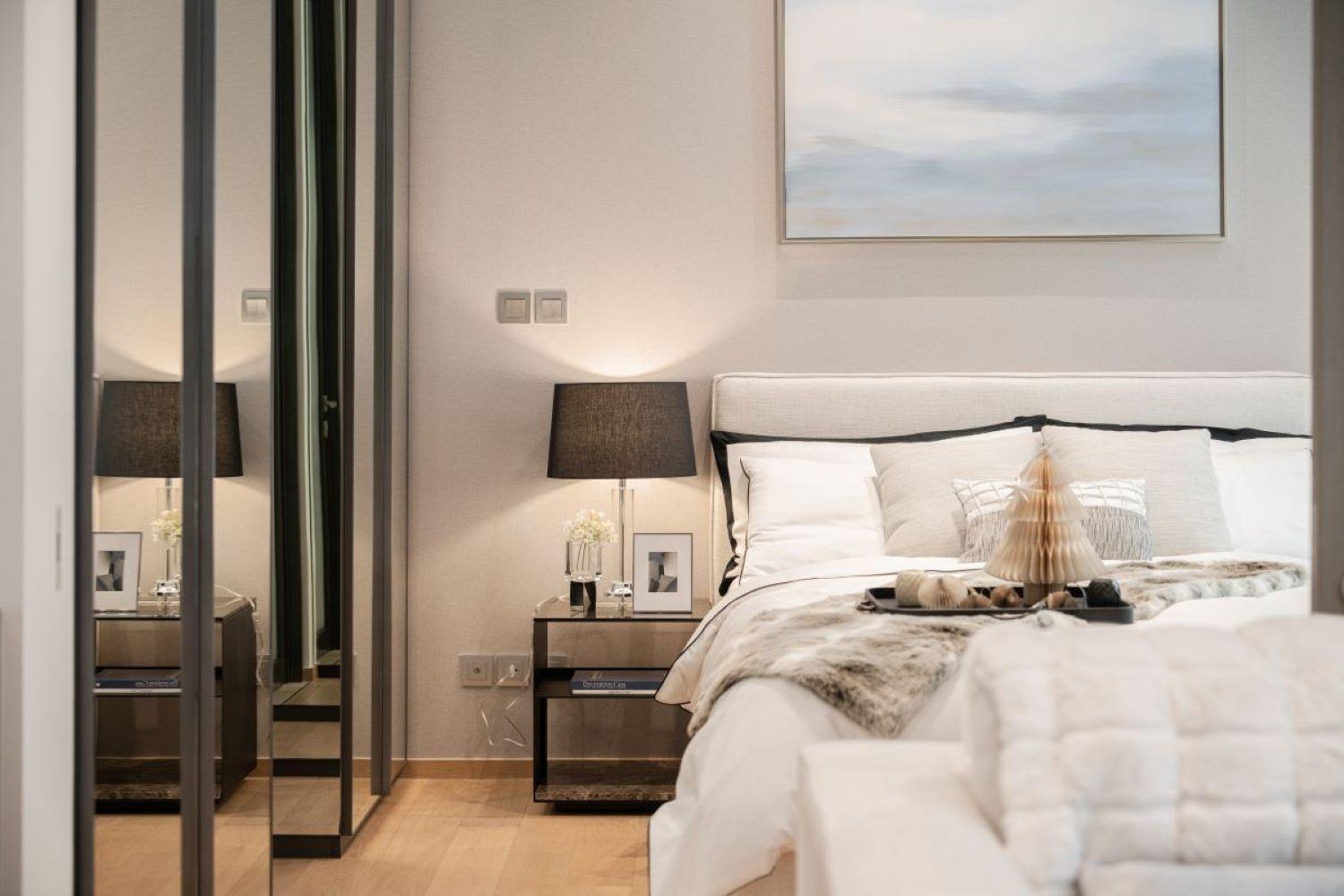 Căn hộ Ultra Luxury Large High Floor Nana Asok Bts Mrt Bangkok