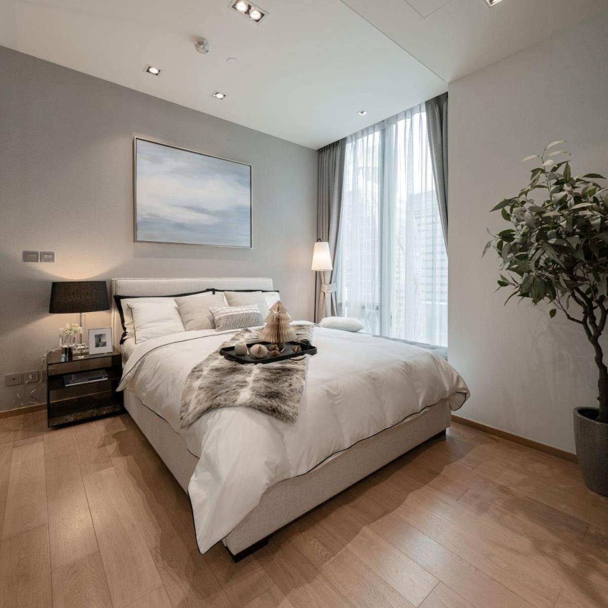 Căn hộ Ultra Luxury Large High Floor Nana Asok Bts Mrt Bangkok