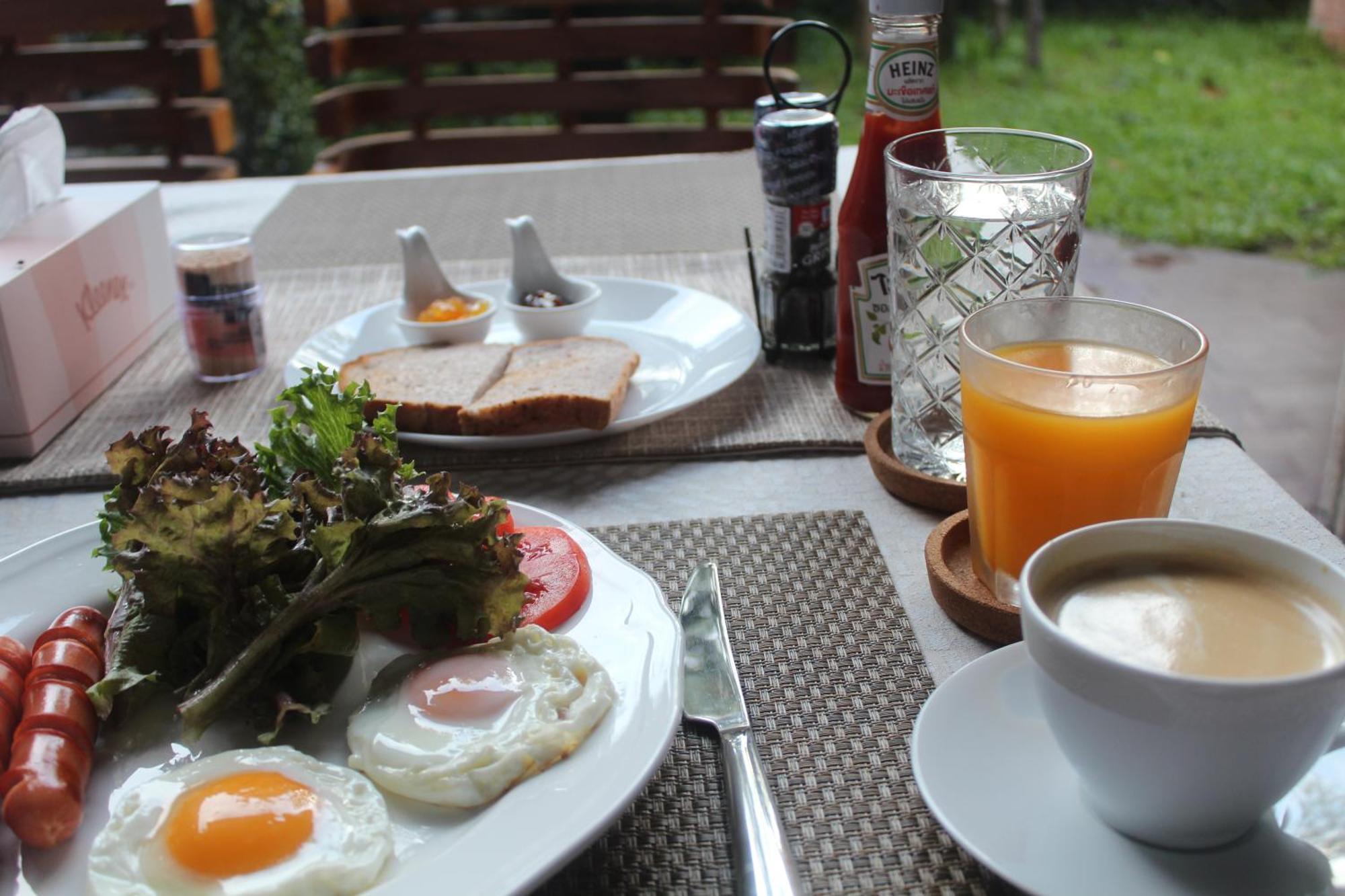Narra House Sukhumvit58 Tempat Tidur & Sarapan Bangkok