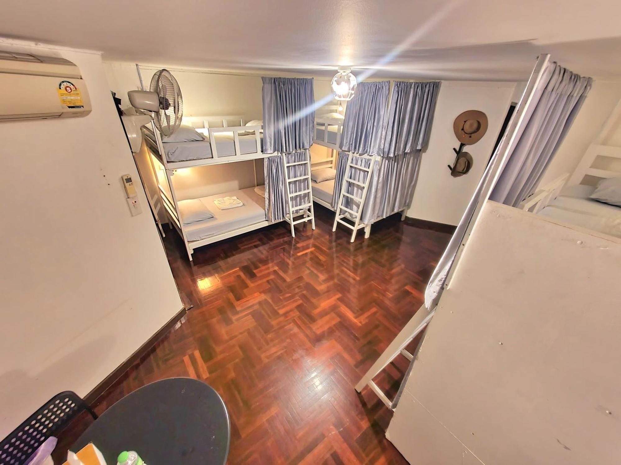 Home16 Sukhumvit16 Nhà trọ