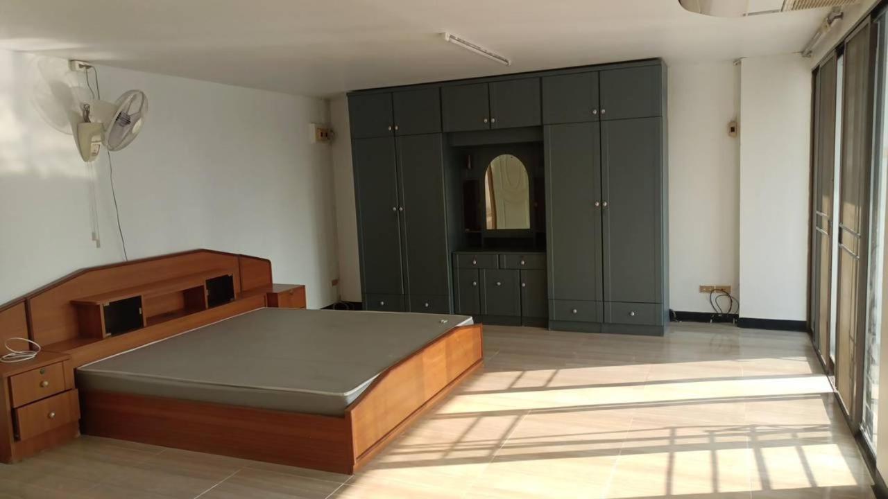 Sathitsit Mansion 2* Bangkok