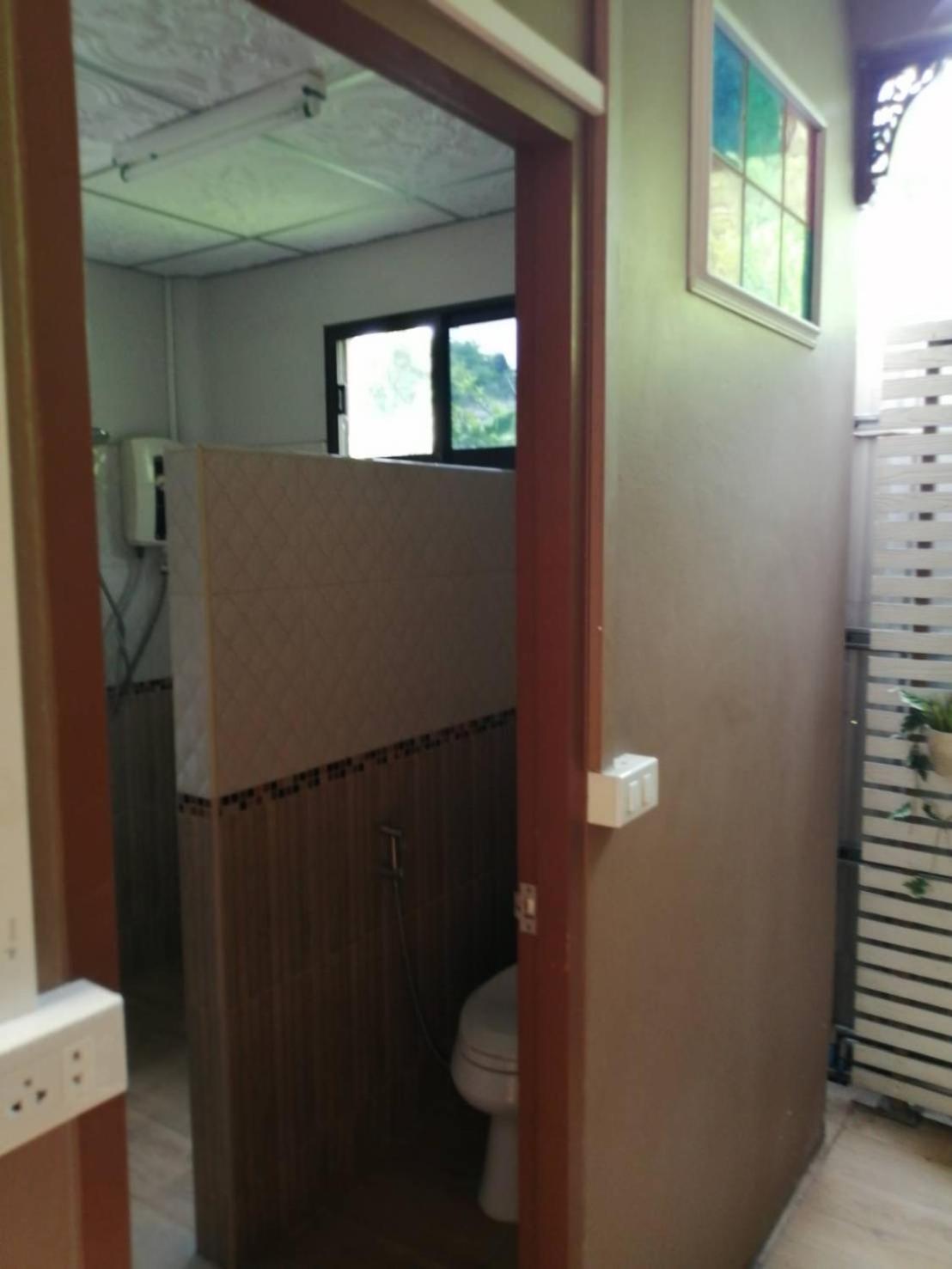 Baan Chay Sala, 2 Bedrooms House Near Airport Holiday home *