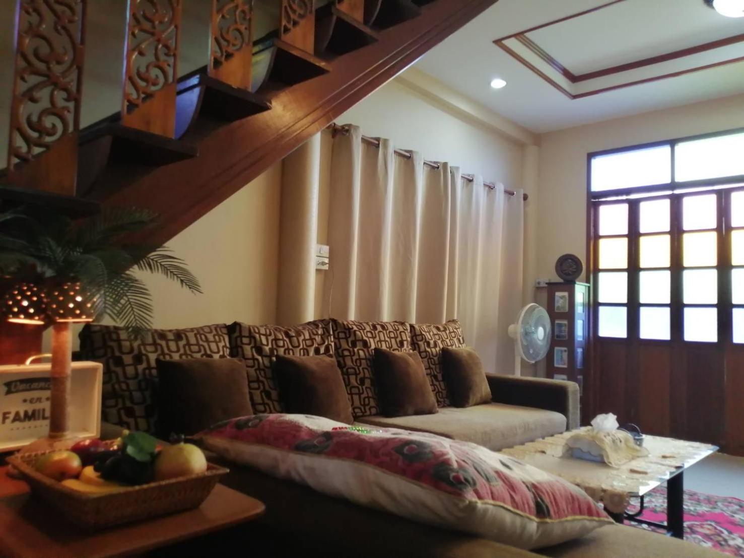 Baan Chay Sala, 2 Bedrooms House Near Airport Holiday home *