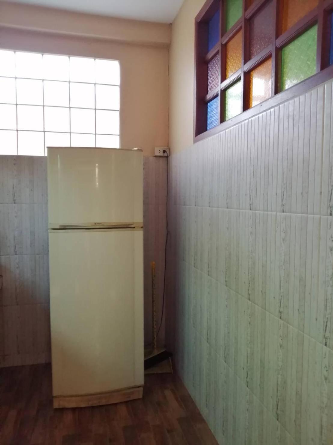 Baan Chay Sala, 2 Bedrooms House Near Airport