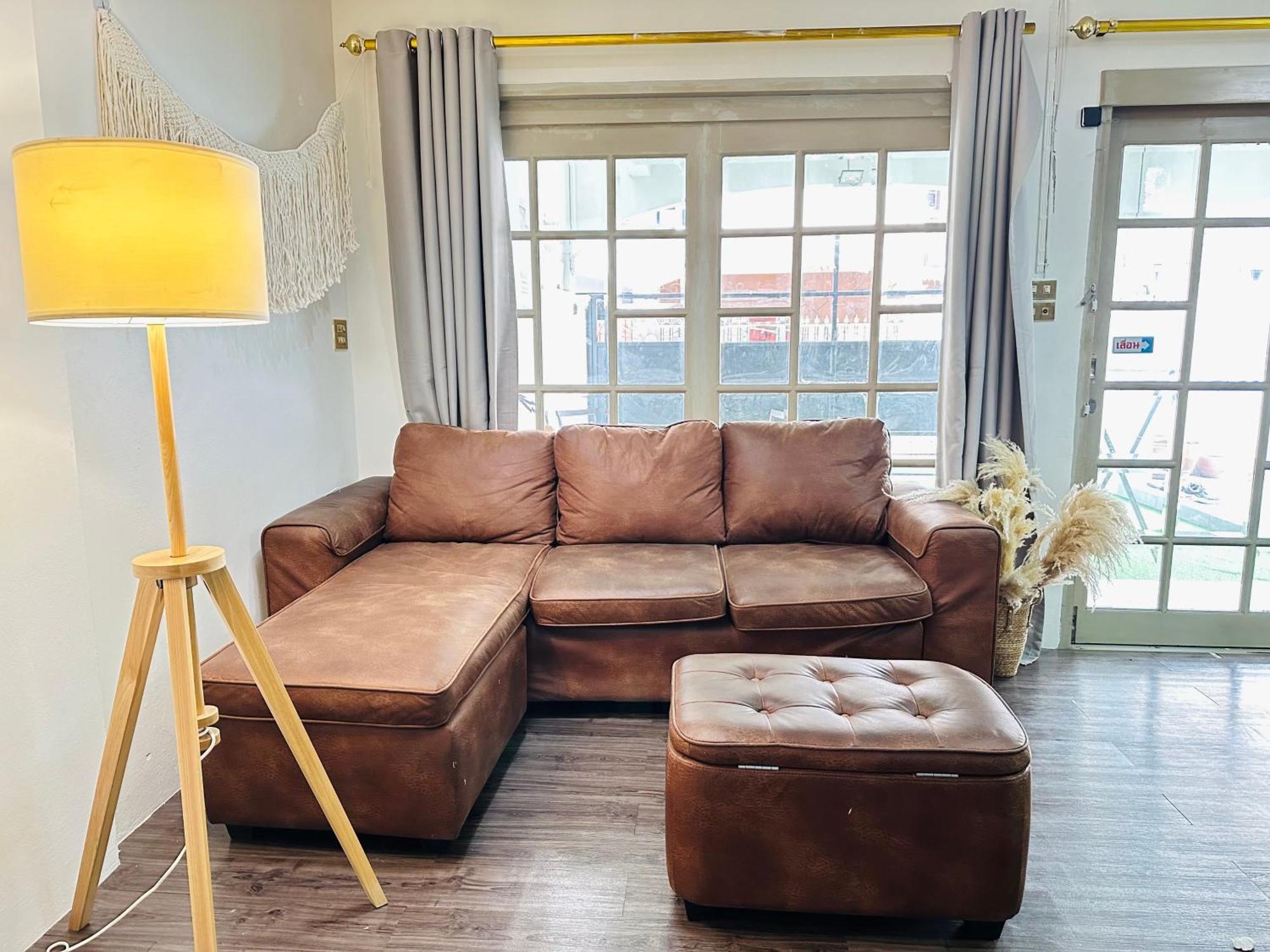 Villa Sathon輕軌附近市中心5房獨棟全明屋各大景點附近 *