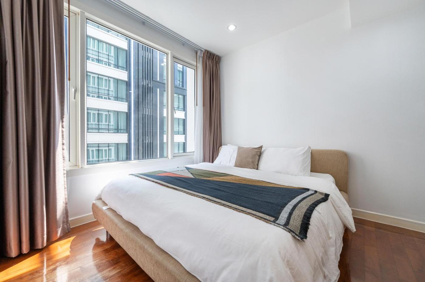 Apartamento Bts Phromphong Sukhumvit 24 Family 2 Bedroom 2 Bathroom Bangkok