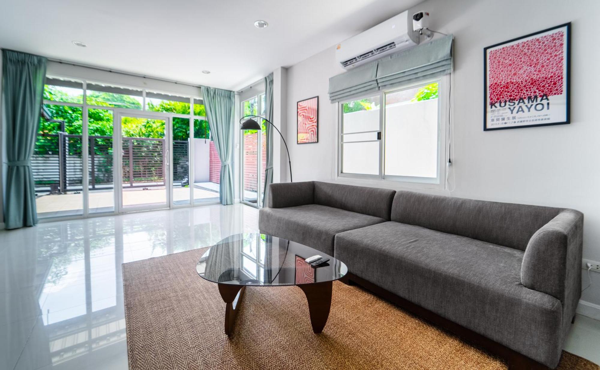 5 Star Spacious & Bright 4br House With Cinema