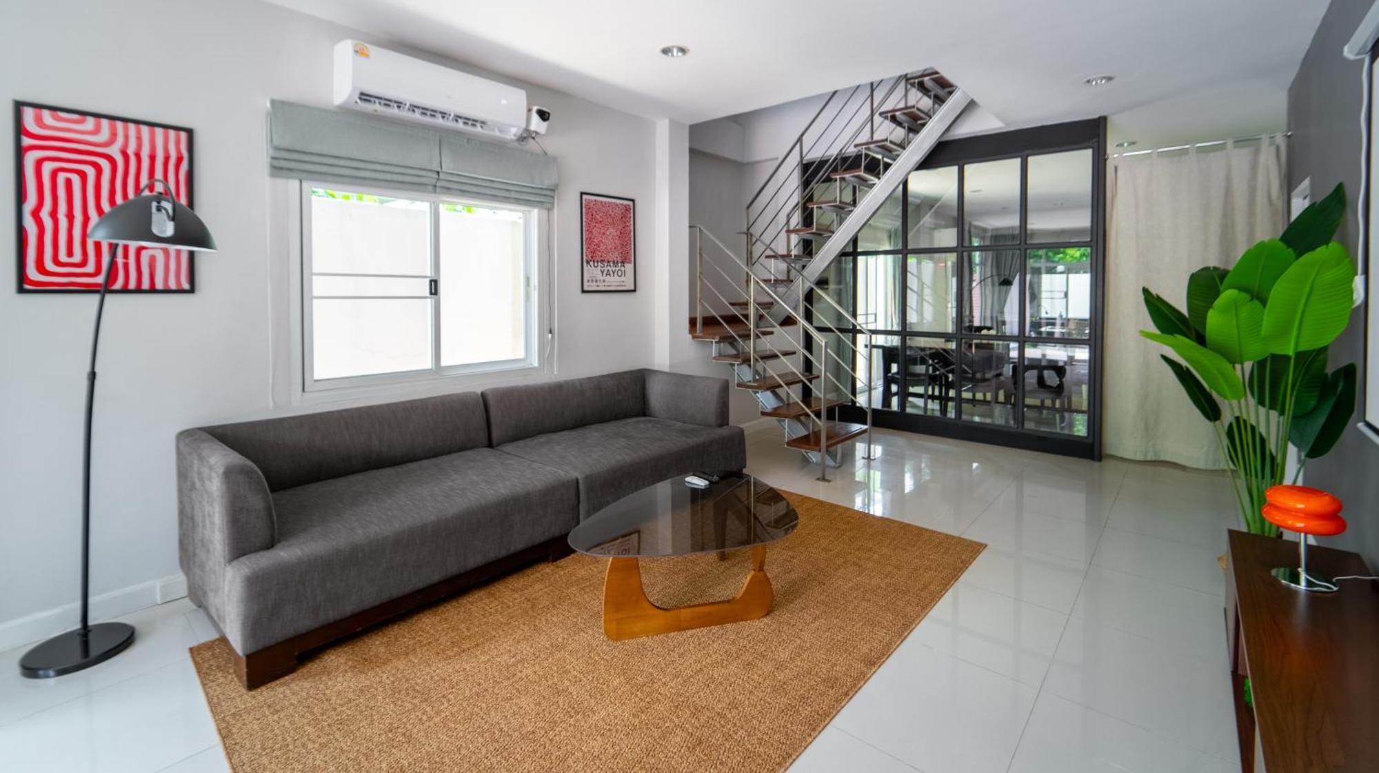 Holiday home 5 Star Spacious & Bright 4br House With Cinema Bangkok