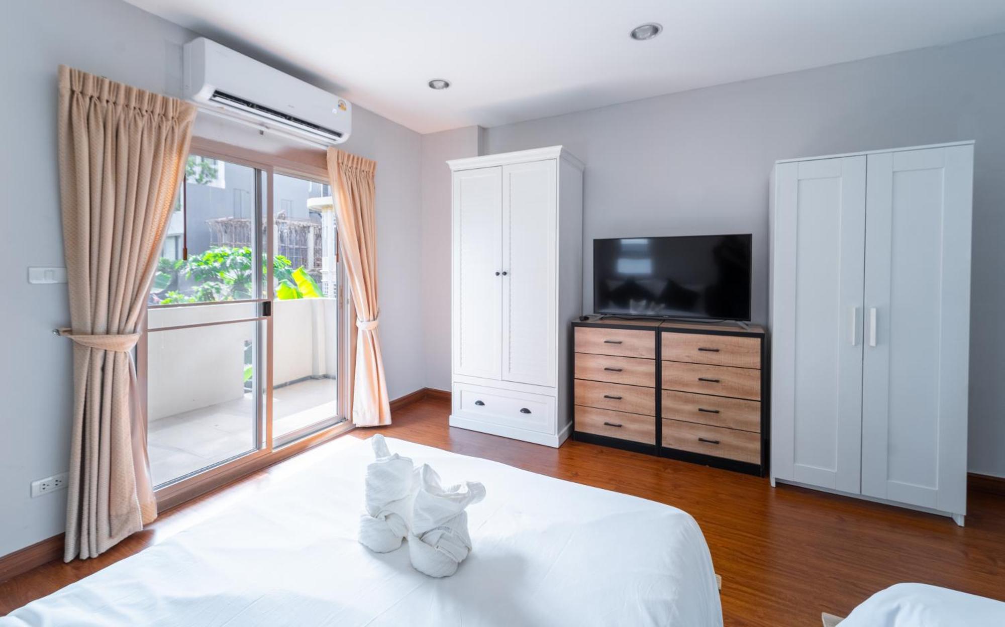 5 Star Spacious & Bright 4br House With Cinema