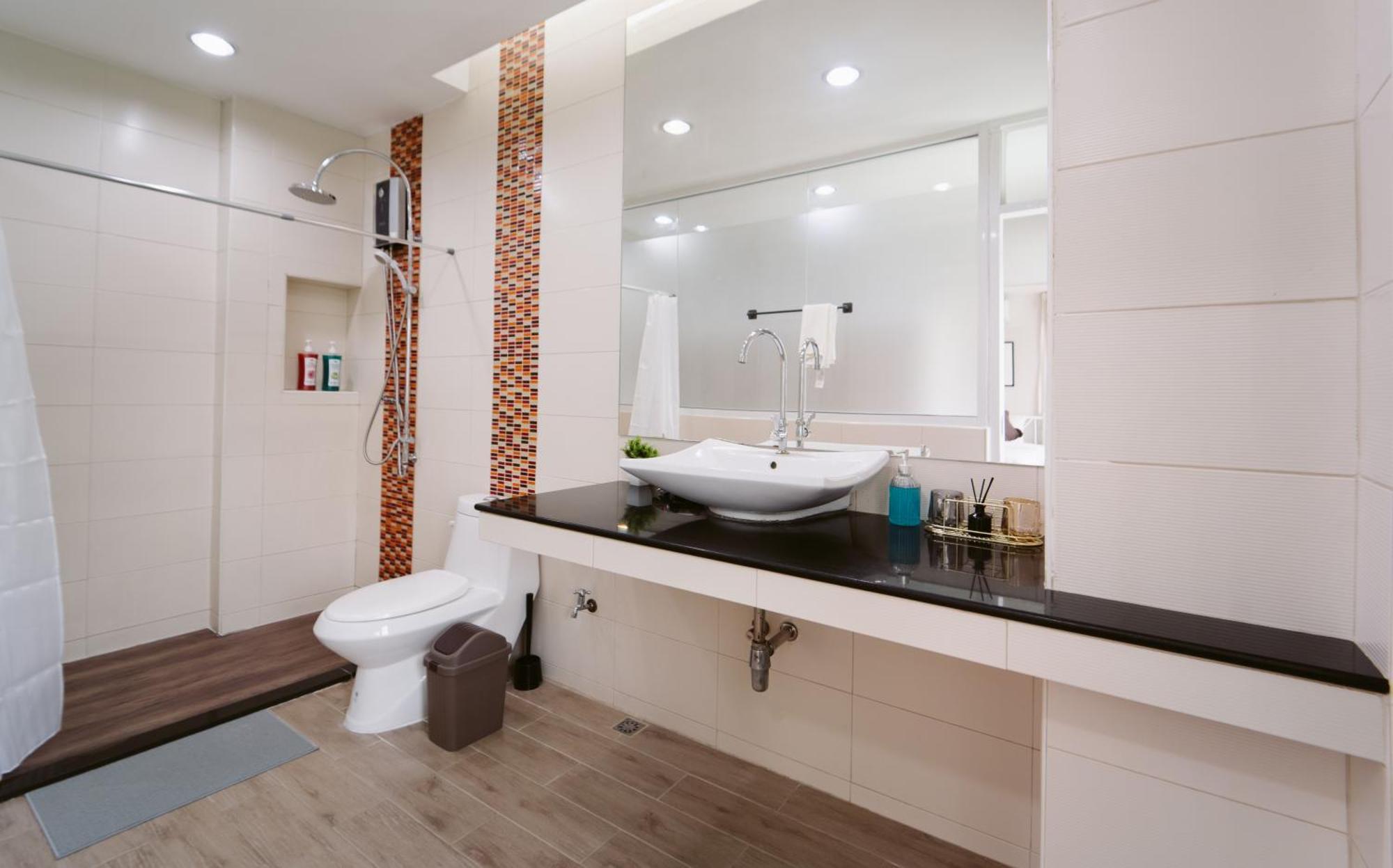 5 Star Spacious & Bright 4br House With Cinema * Bangkok