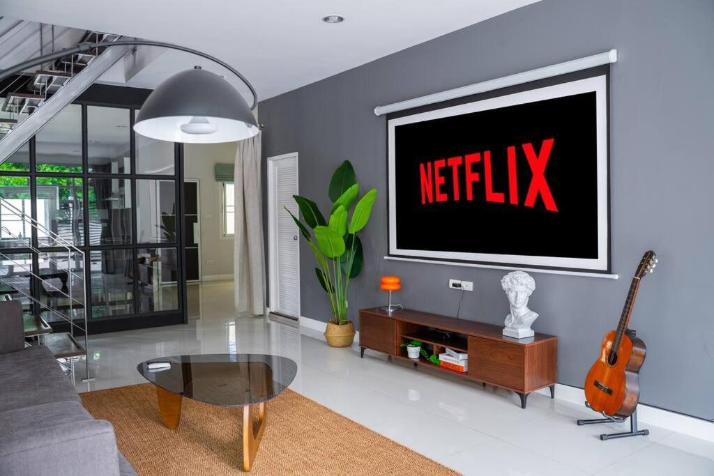 Holiday home 5 Star Spacious & Bright 4br House With Cinema *