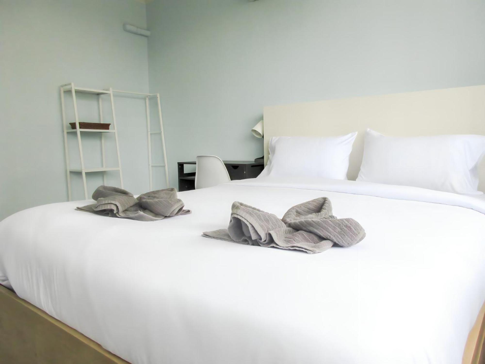 Asrama 420 - Ekkamai Buds & Beds