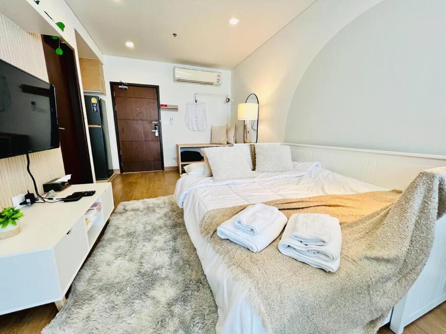 New Cozy 2bed 200m Bts Phrakhanong, 10min Thonglor Ekkamai * Bangkok