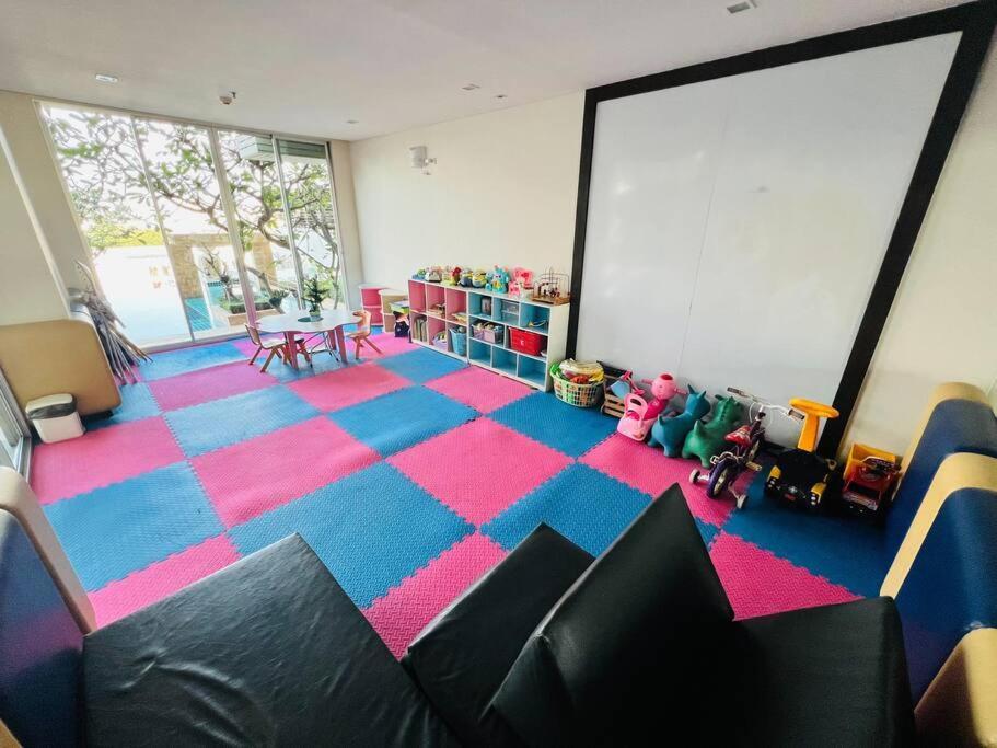 New Cozy 2bed 200m Bts Phrakhanong, 10min Thonglor Ekkamai Apartment *