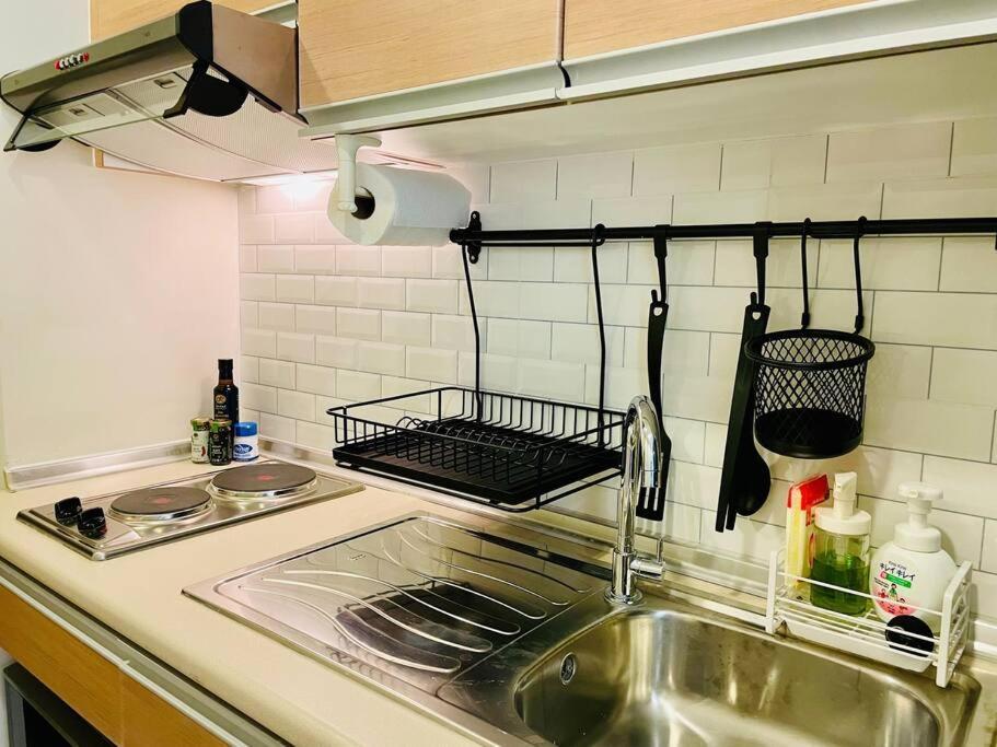 New Cozy 2bed 200m Bts Phrakhanong, 10min Thonglor Ekkamai *
