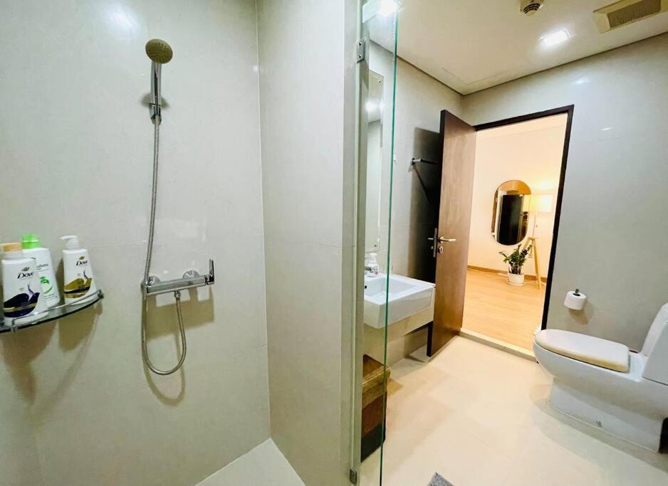 New Cozy 2bed 200m Bts Phrakhanong, 10min Thonglor Ekkamai * Bangkok