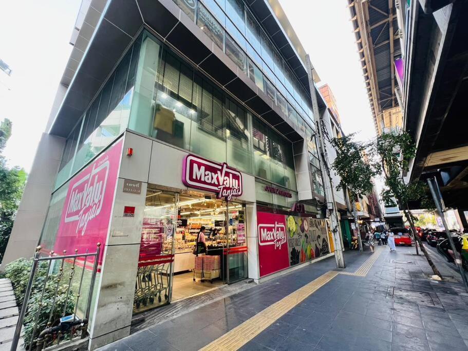 New Cozy 2bed 200m Bts Phrakhanong, 10min Thonglor Ekkamai Bangkok
