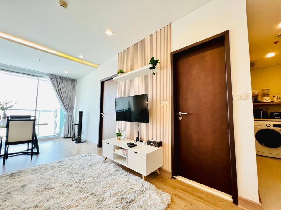 Apartment New Cozy 2bed 200m Bts Phrakhanong, 10min Thonglor Ekkamai Bangkok